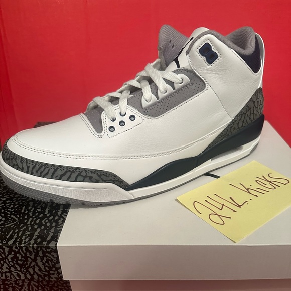 Air Jordan 3 Retro “Midnight Navy” - Picture 1 of 2